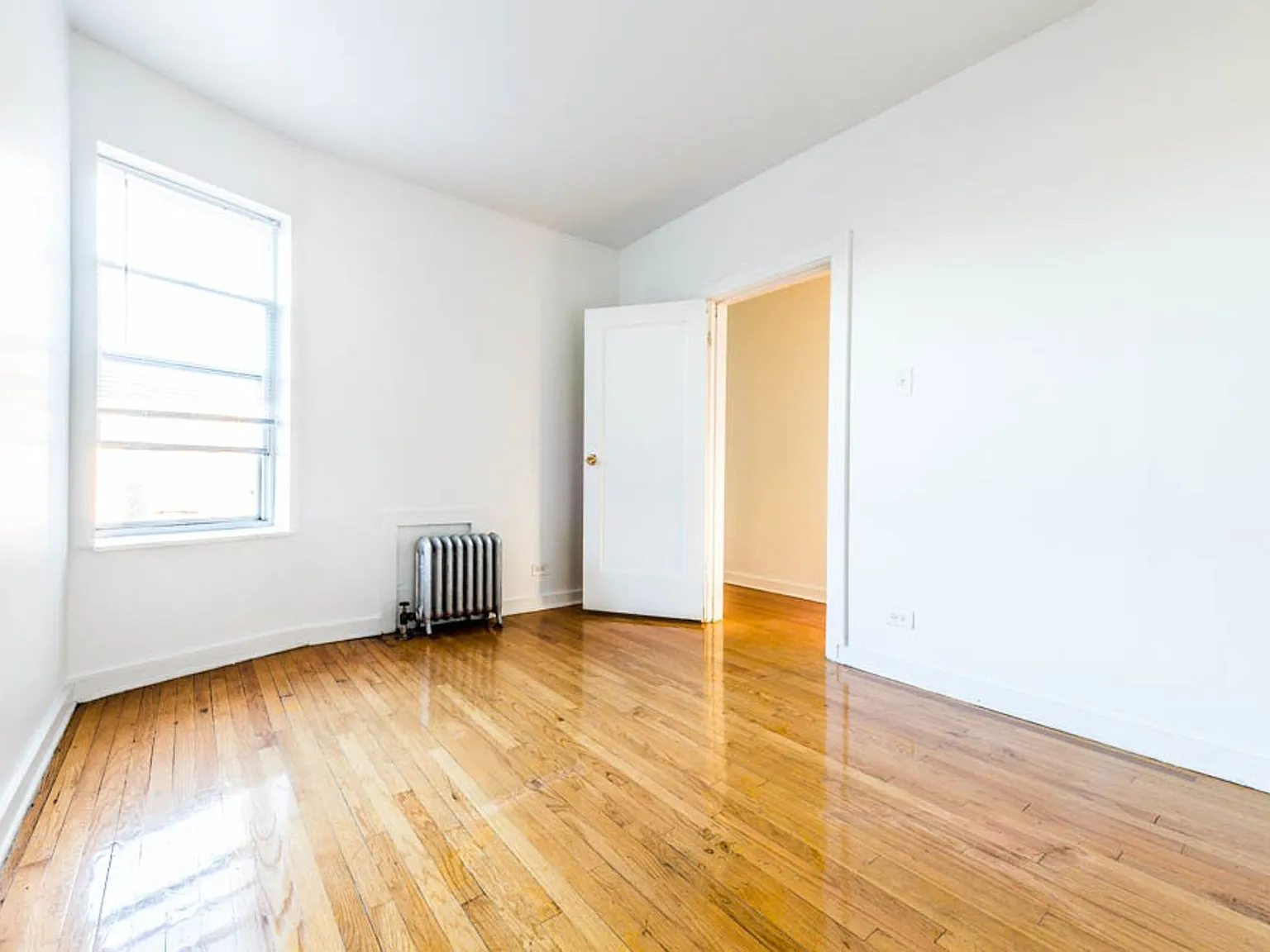 8200 S Ingleside — Photo 3