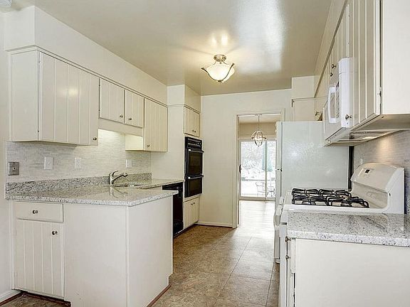 4th image of 8812 N Westland Dr