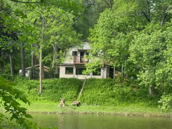 4776 Trails End Rd, Rochester, IN 46975