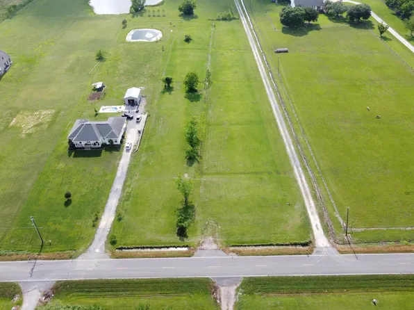 9139 Highway 936 W, Saint Amant, LA 70774