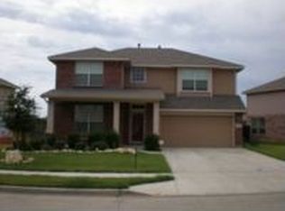 9029 Trail Blazer Dr, Fort Worth, TX 76131