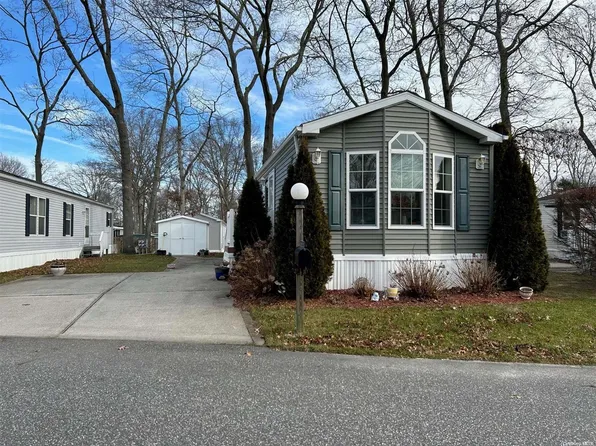 1661-182 Old Country Road, Riverhead, NY 11901