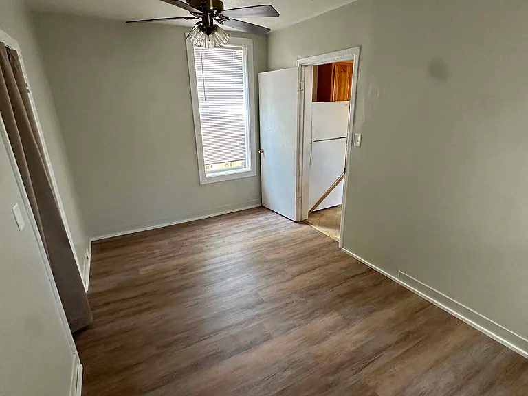 813 Main St #1 — Photo 6