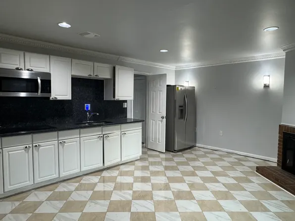 4930 Schuyler Dr, Annandale, VA 22003