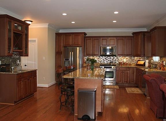 5th image of 341 Anderson Mill Dr
