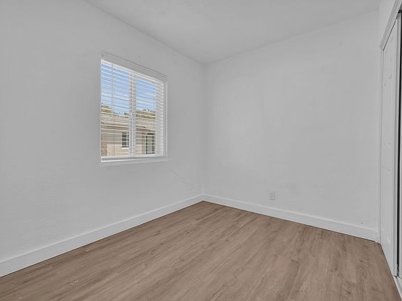 5th image of 315 N 16th Ave #317A