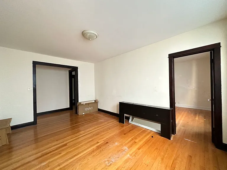 1949 W Cuyler Ave #2 — Photo 14