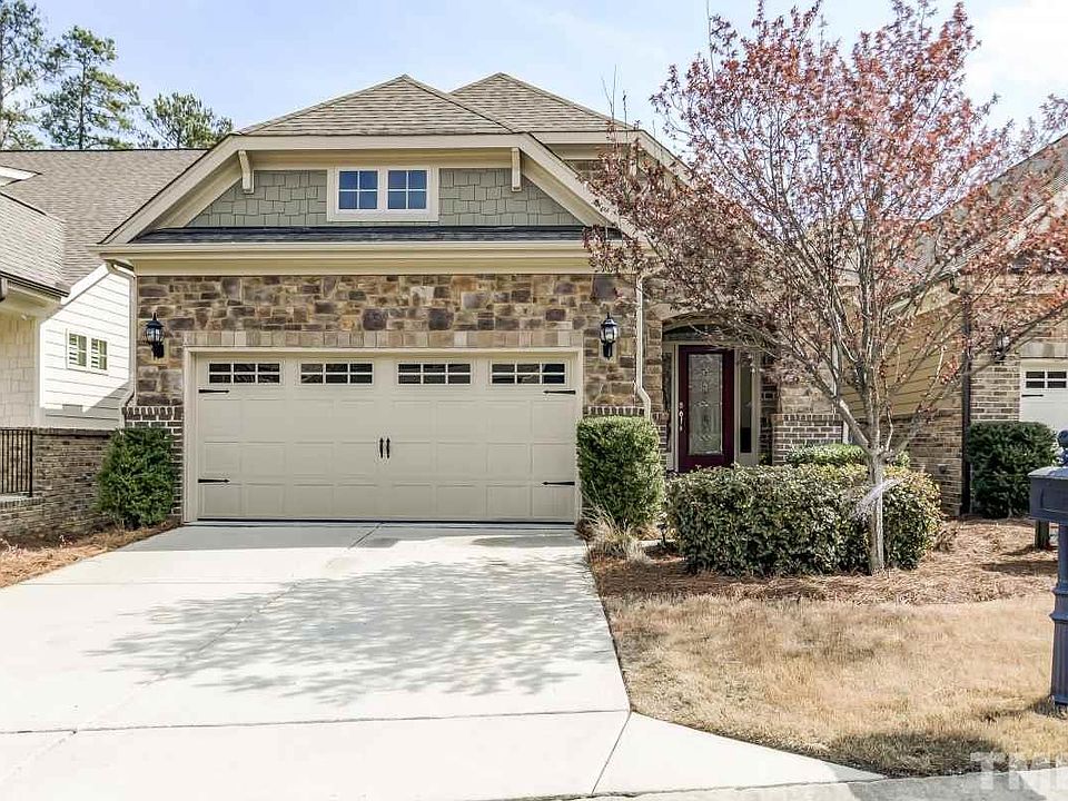 1st image of 704 Angelica Cir