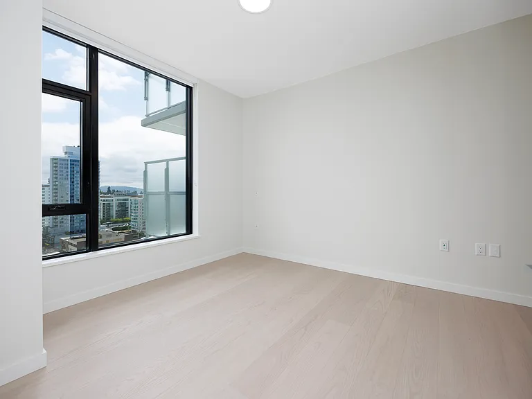 128 W 15th St #1503 — Photo 18