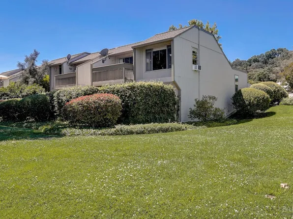 2098 Knolls Drive, Santa Rosa, CA 95405