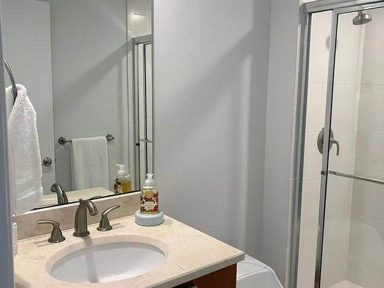 2650 Lake Shore Dr #803 — Photo 13
