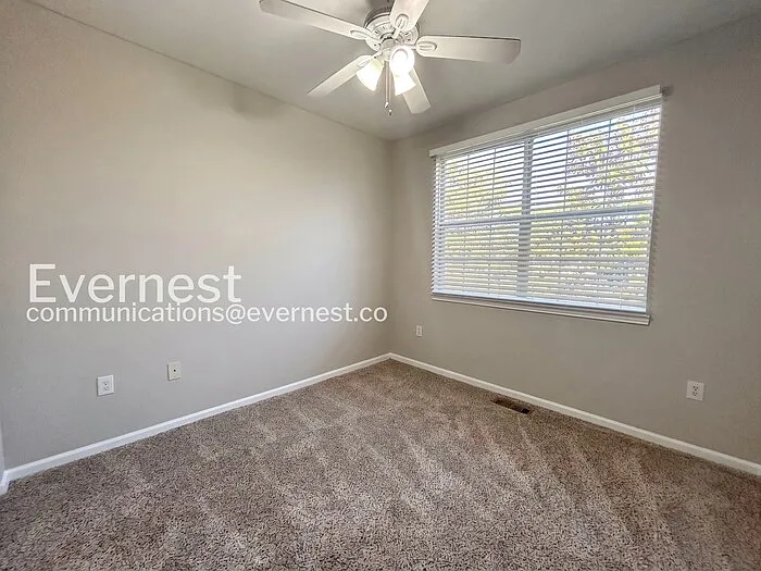 3917 Cannonsgate Ln — Photo 21