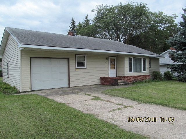 Nice rambler on spacious lot