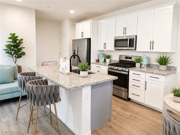 4526 Cloudrest Peak St, North Las Vegas, NV 89031