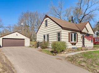 3600 Moorland Rd, Minnetonka, MN 55345