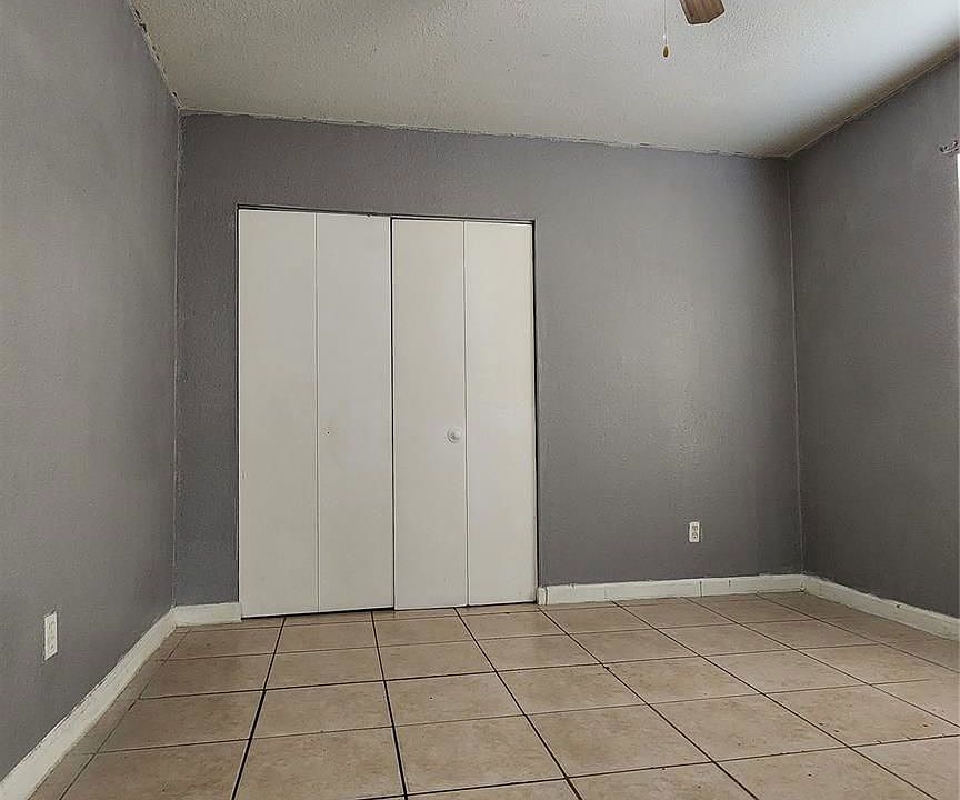 1st image of 2221 NW 4th Ct