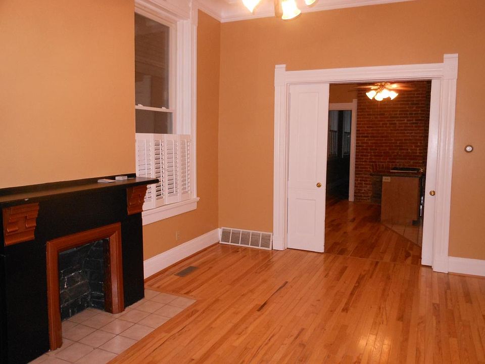 2nd image of 140 Dorchester Ave #1