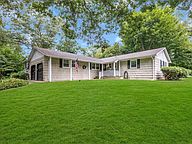 8 Lancelot Ct Saint James NY 11780 Zillow