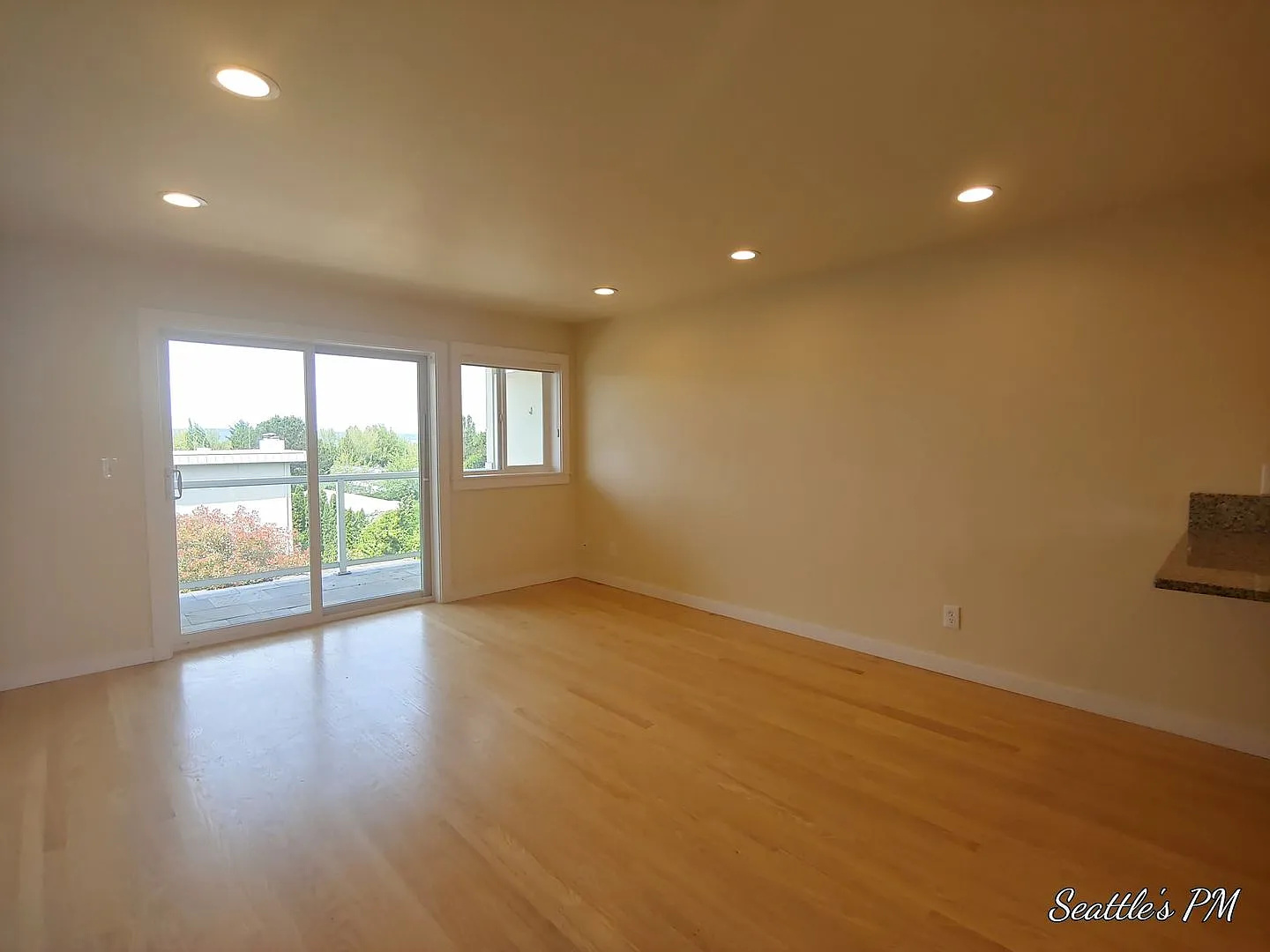 230 3rd Ave South — Photo 3