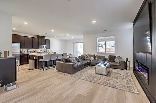 191 Viento Ridge St Photo 1