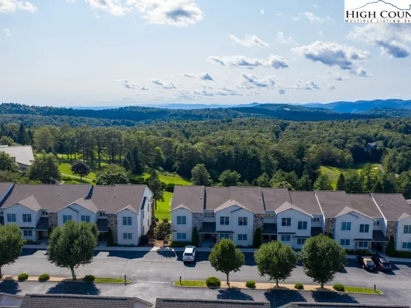 87 Club Villa Drive #201, Roaring Gap, NC 28668