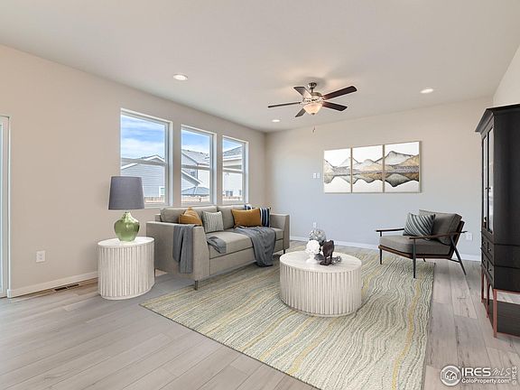 5th image of 213 Jacobs Way