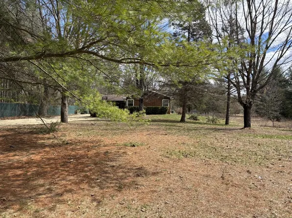 7037 Coon Rock Rd, Arena, WI 53503