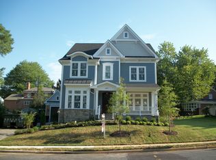 4907 33rd Rd N, Arlington, VA 22207