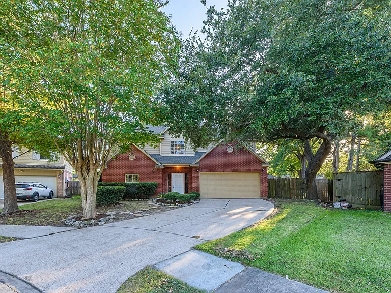 21503 Millhouse Cir — Photo 1