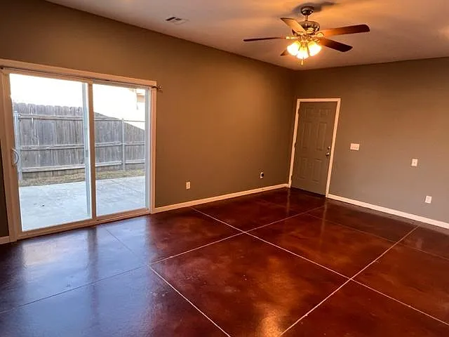 5269 N Cypress Cir — Photo 8