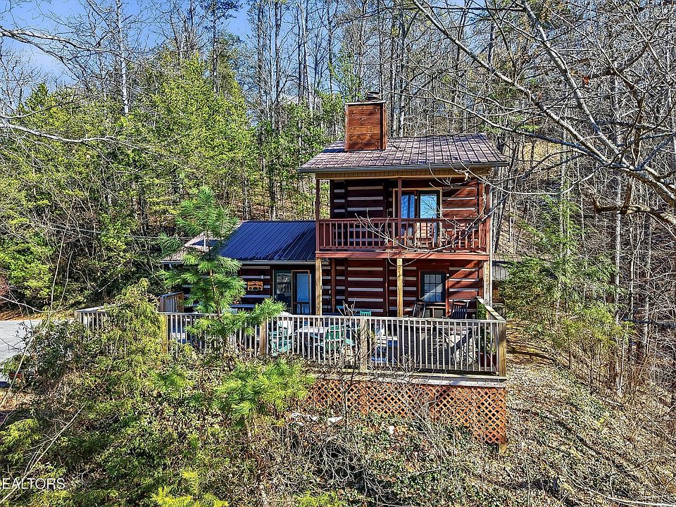 1st image of 1815 Taylor Way
