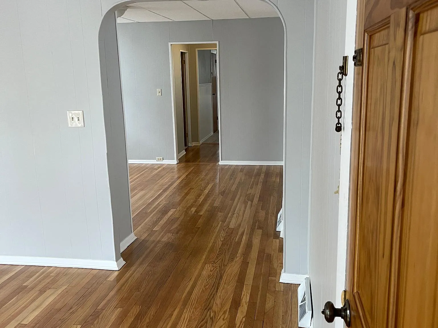 3 bed, 1000 sqft, $1,950 — Photo 4