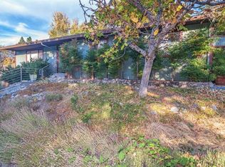 570 Glenwood Dr, Ashland, OR