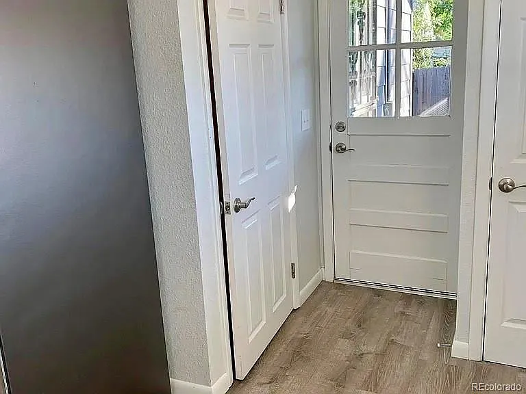 4385 Benton St — Photo 28