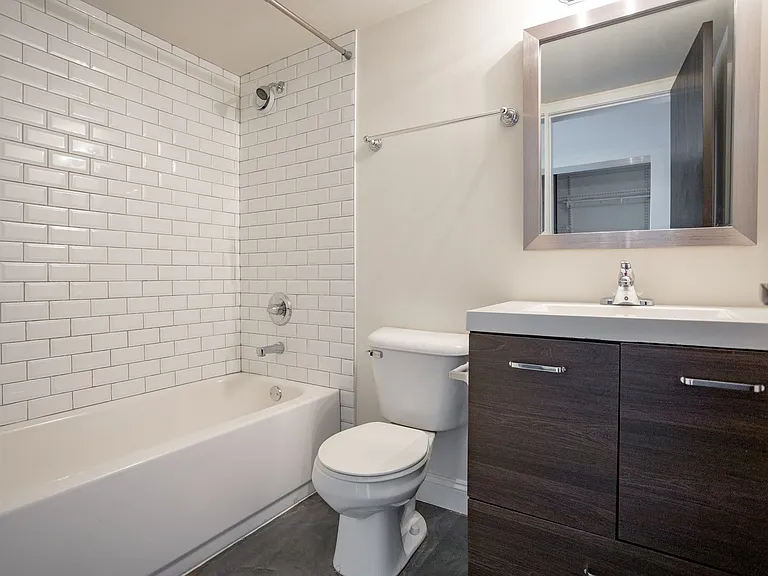 Garfield Lofts — Photo 10