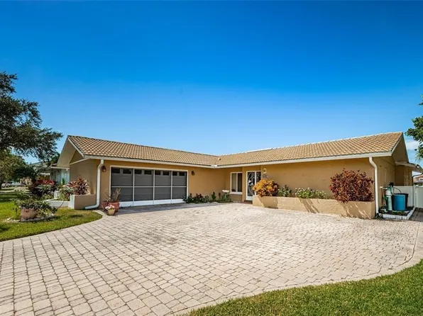 5133 Oyster Cv, New Port Richey, FL 34652