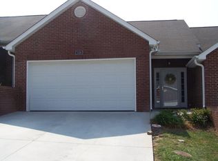 1144 Harbin Ridge Ln, Knoxville, TN 37909
