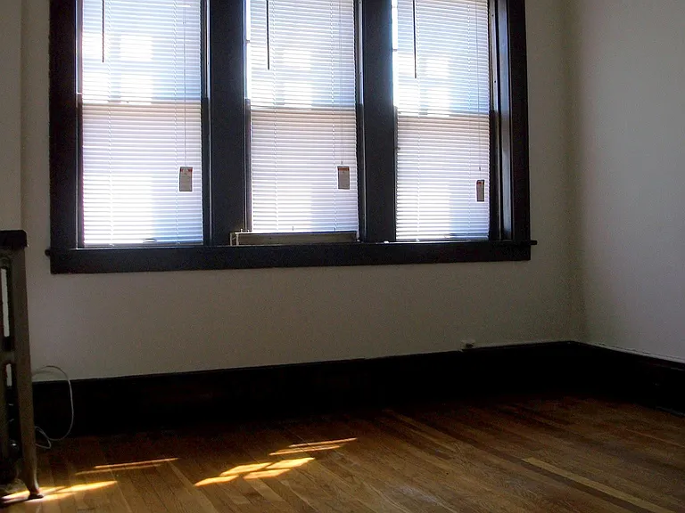1384 Lakeland Ave #1 — Photo 3