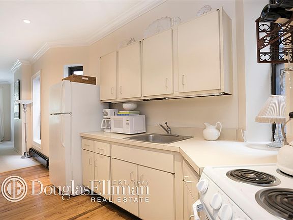 2nd image of 195 Garfield Pl APT 4E