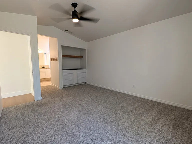 3850 Millbrae Ter — Photo 8