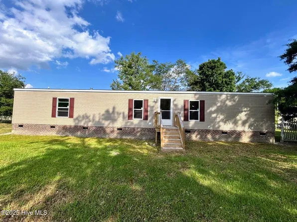 14025 Nc 41, Fairmont, NC 28340