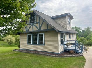 5470 Wellington Rd, Gladwin, MI 48624