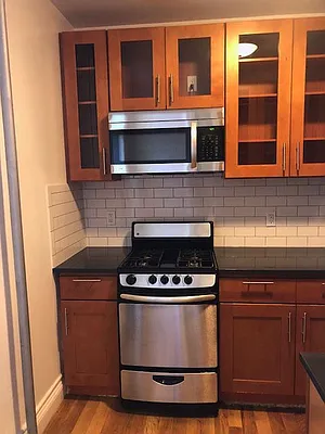 Rented by Alexander Bilu, LREB | media 30