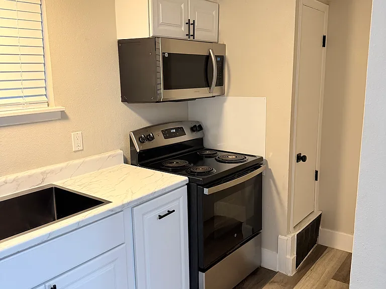 Mahncke Park LLC — Photo 40