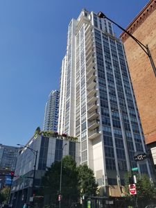 200 W Grand Ave APT 2102, Chicago, IL, 60654