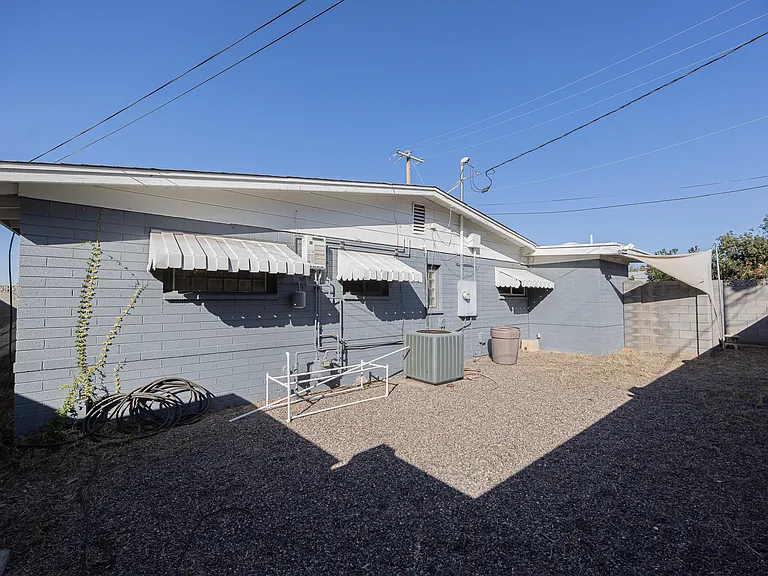 3137 N 4th Ave — Photo 36
