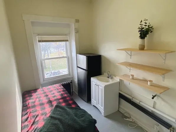 11 Lincoln Park, Newark, NJ 07102