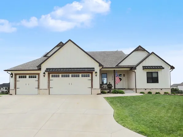 3638 N Bristol Ct, Wichita, KS 67226
