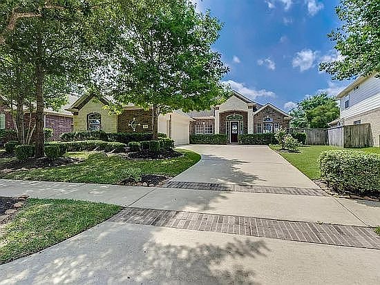 1st image of 2219 Dorman Ct