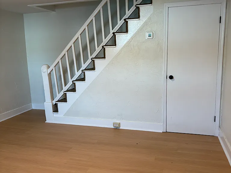 Living Room Steps to 2nd floor Kitchen/Bedroom